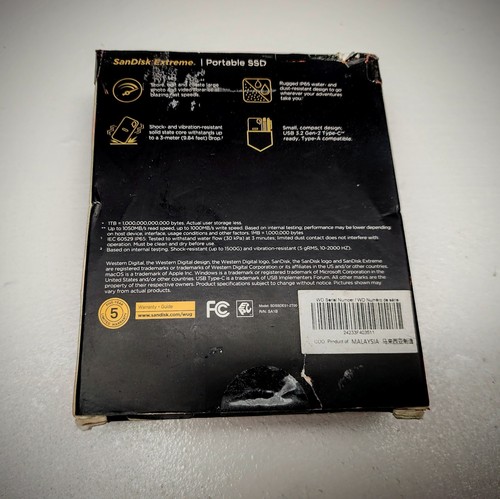 SanDisk 2TB Extreme Portable SSD High Speed Storage - Picture 2 of 3