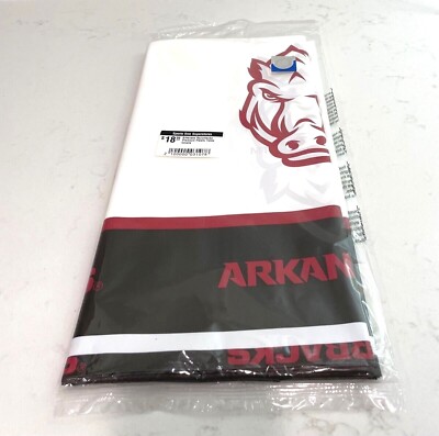ARKANSAS RAZORBACKS PREMIUM PLASTIC TABLE COVER | eBay