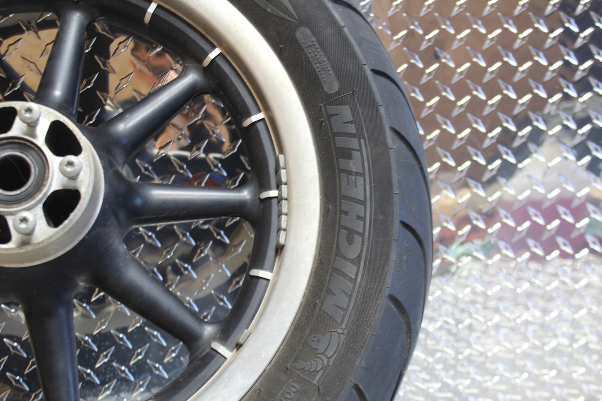 HARLEY-DAVIDSON ELECTRA GLIDE ROAD KING OEM FRONT WHEEL RIM