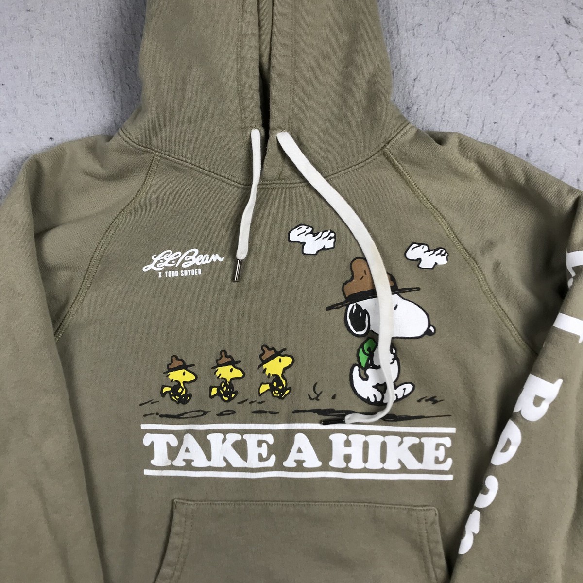 LL Bean Todd Snyder Hoodie Mens Medium Green Snoopy Peanuts 