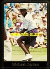 1992 INVESTOR'S MICHAEL JORDAN CHICAGO BULLS GOLD FOIL CARD #14 (4V12)