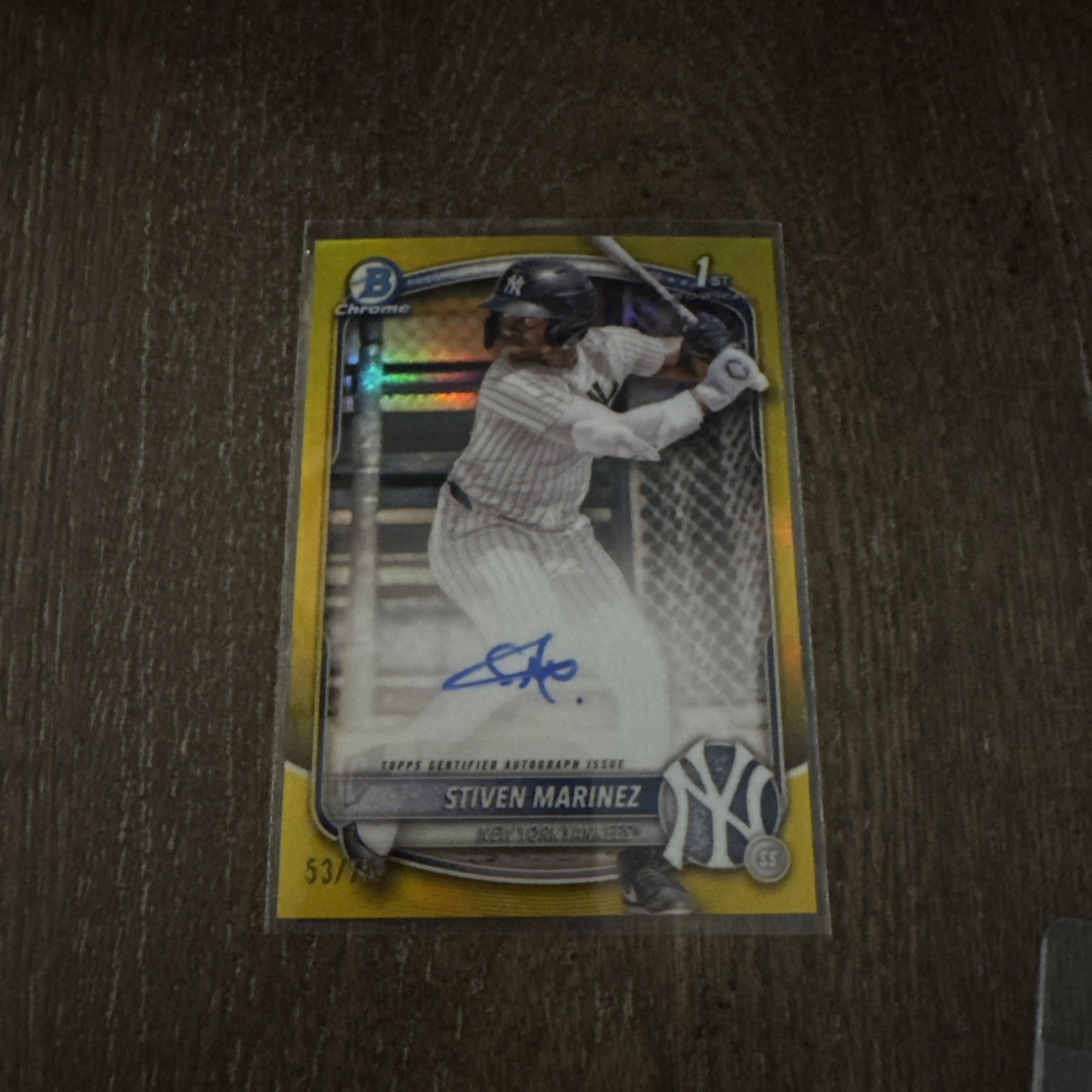 2025 BOWMAN 1st CHROME STIVEN MARINEZ RC AUTO YELLOW REFRACTOR AUTOGRAPH # 53/75
