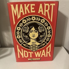 Shepard Fairey Obey x  Bearbrick 400% 100% Make Art Not War 2023 Designercon EX