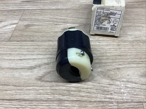 NOS Levition 3521-C Twist Turn Lock Locking Plug Non-NEMA #804N26 - Picture 5 of 5