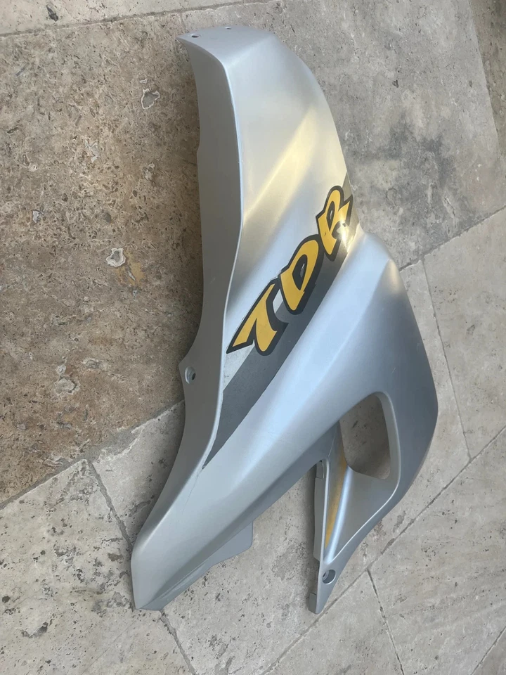 125 Tdr flanc carénage avant Droit 4fu-5ae yamaha 1993 - 2004 - Photo 4/4