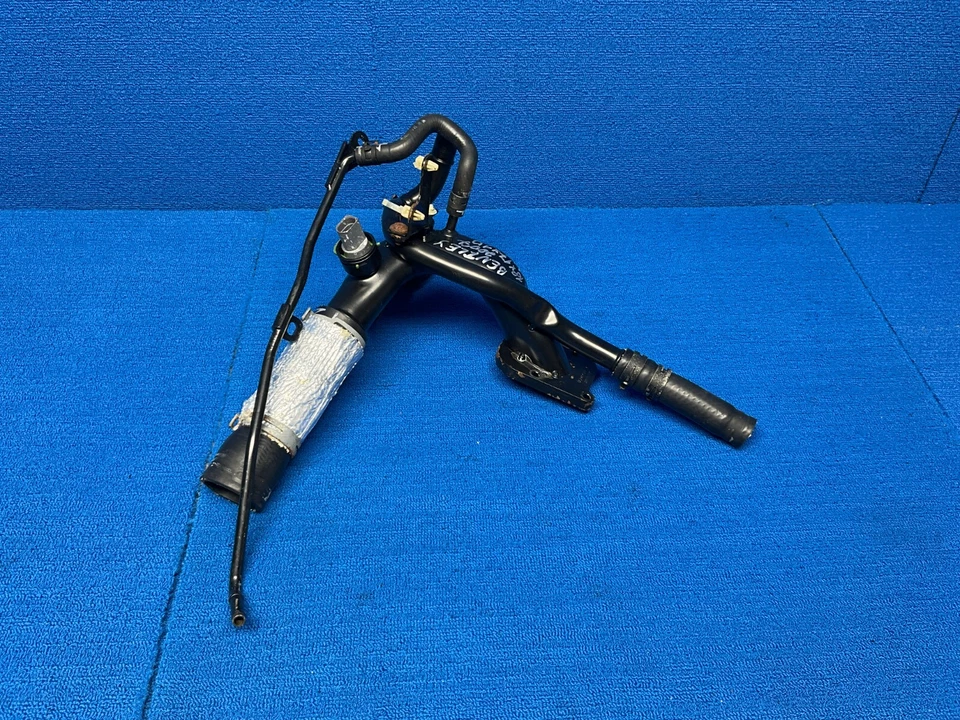 Manguera de tubo de refrigeración por agua Bentley Continental GTC 2006-2010 OEM Foto 3 de 4