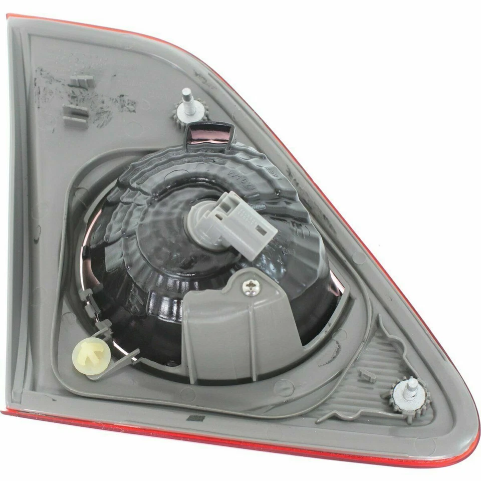 Luz trasera lateral de pasajero DEPO para Toyota Corolla 2009-2010 TO2803105 8158002190 Foto 2 de 4
