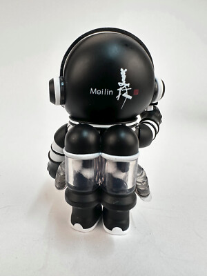 POP MART x Kennyswork Mega Space Molly Series 2 Meilin Panda