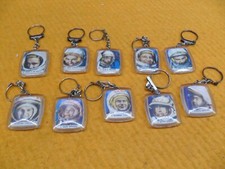 Vintage 10 anciens portes clés Astronautes bon état voir photos
