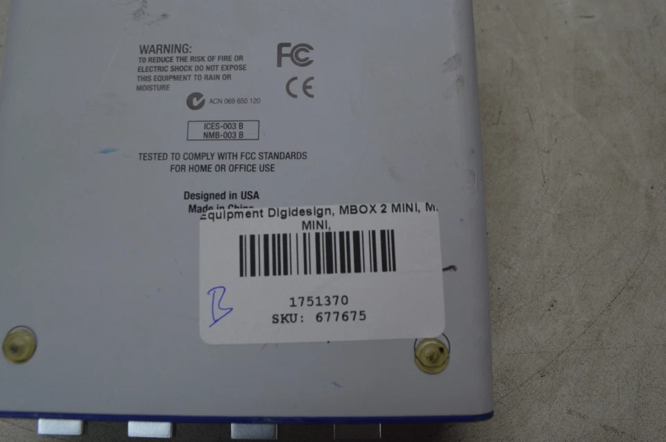 Interfaz de grabación midi USB Digidesign Mbox2 Foto 4 de 4