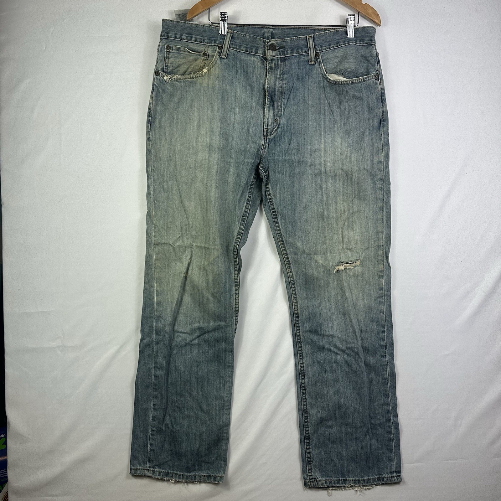 Levi’s 559 Jeans Men’s 38x32 Blue Relaxed Fit Straight Leg Light Wash Denim