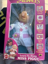 Mattel Muppets Miss Piggy Learn-To-Dress Doll Articulated 5612 1990 Blonde