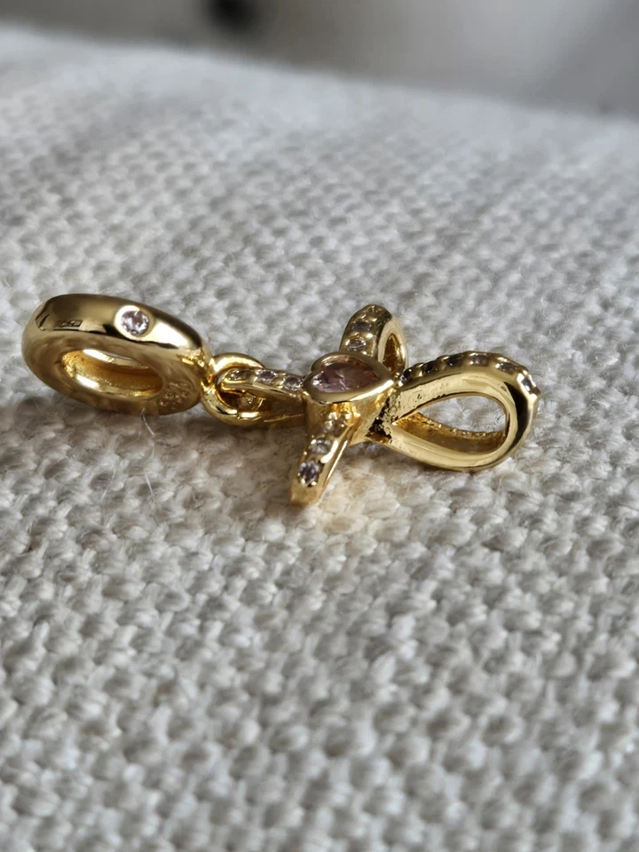 18k Gold Plated 925 Sterling Silver Cross/Crucifix Charm + FREE BRACELET. UK - Image 4 of 4