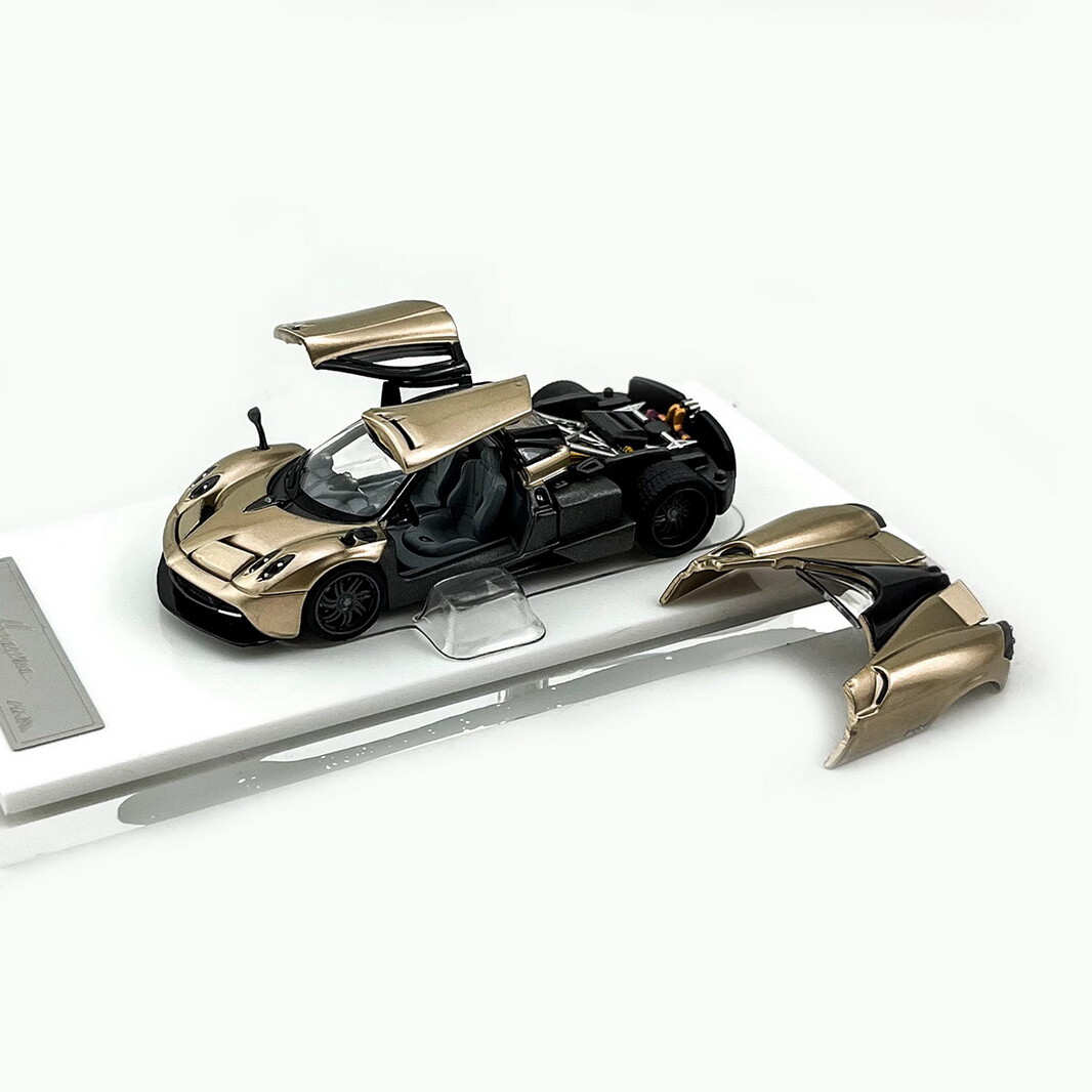 HKM 1/64 Scale Pagani Huayra Coupe Gold Diecast Car Model