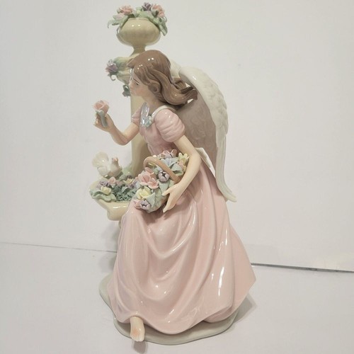 Members Mark Hand Painted Porcelain Figurine Holiday Collections 2005 - Picture 11 of 19