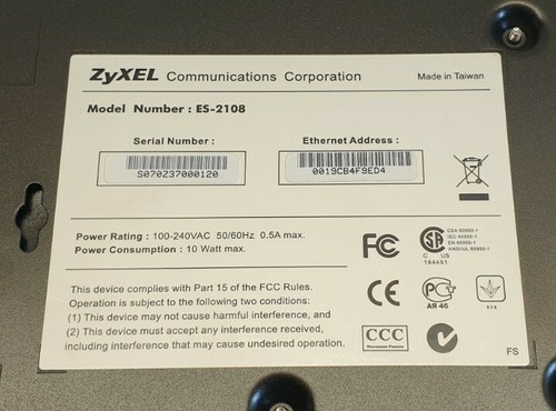 ZyXEL 8 port Ethernet Switch ES-2108 - Picture 6 of 7