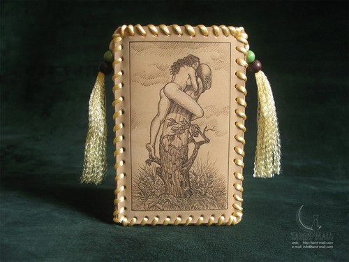 "decameron" - leather tarot bag
