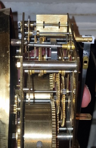 Unusual large striking HAC Mantel Clock - Picture 7 of 13