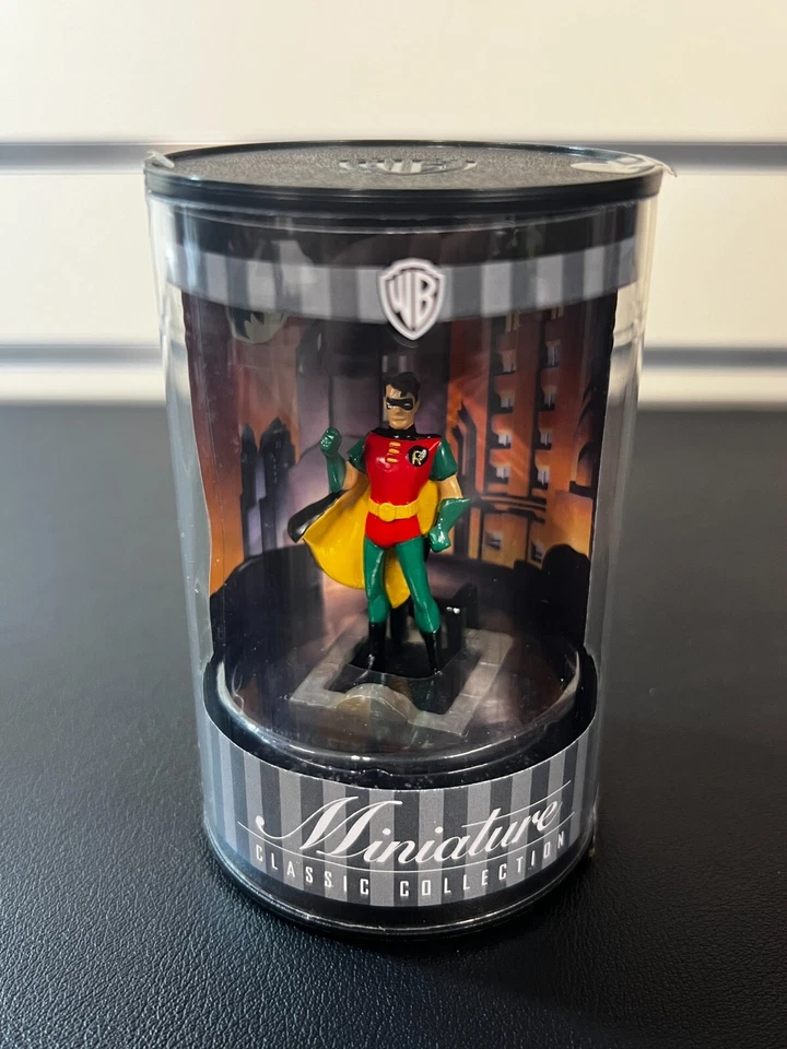 Lot of 9 WB Miniature Classic Collection Figurines Batman Penguin Joker Catwoman - Image 3 of 4