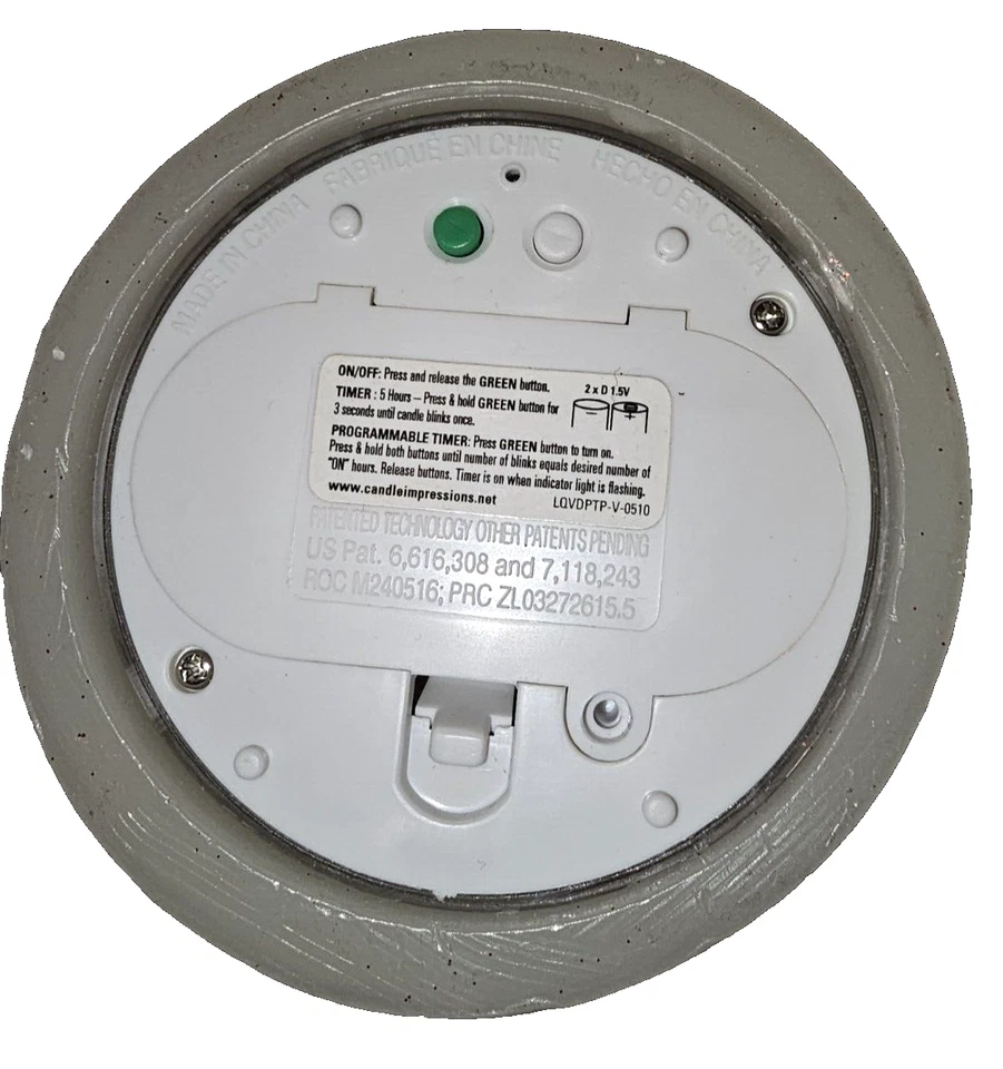 QVC Holly Wax Flameless Christmas Holiday Candle 4" X 8" Battery Operated - New - Image 4 of 4