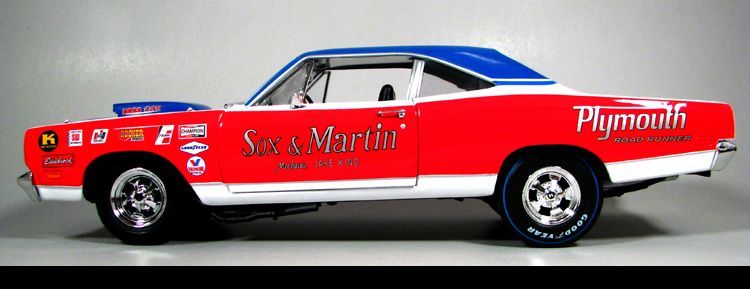 1969 PLYMOUTH John forces 1:18 ミニカー 1969 PLYMOUTH John forces 1:18 ミニカー 1969 PLYMOUTH John