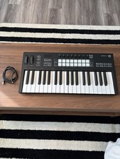 Novation Launchkey 37 MK3 Portable Midi Contr...