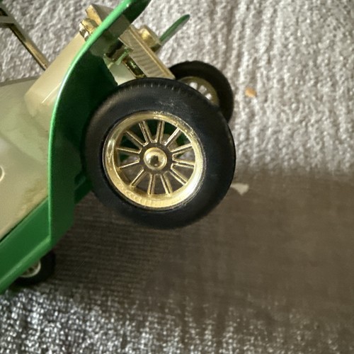 Golden Wheels Fuller Brush Company Die Cast Truck Coin Bank. No Box or Key - Picture 7 of 9