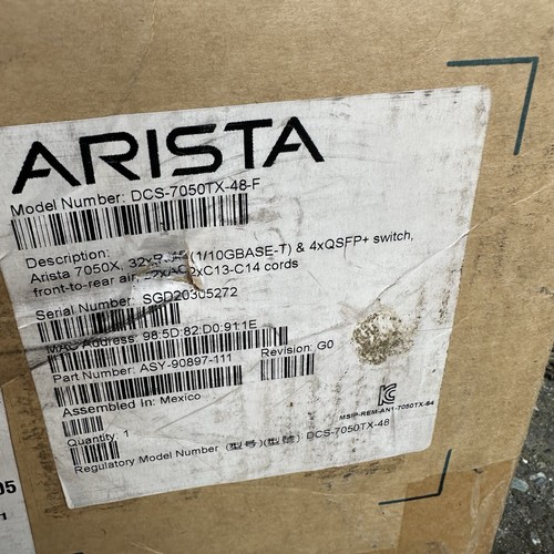 Arista DCS-7050TX-48-F 32-Port 10Gbe/4-Port 40Gbe QSFP Data Center Switch - Picture 4 of 4