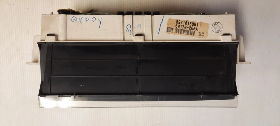 Cuadro de instrumentos Isuzu Rodeo Dash 1997 Foto 4 de 4