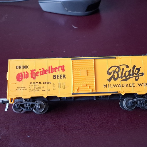 H0 Bierwagen Blatz Milwaukee Wis. U.T.X. 27107 gelb/schwarz/rot | Condition: Gebraucht