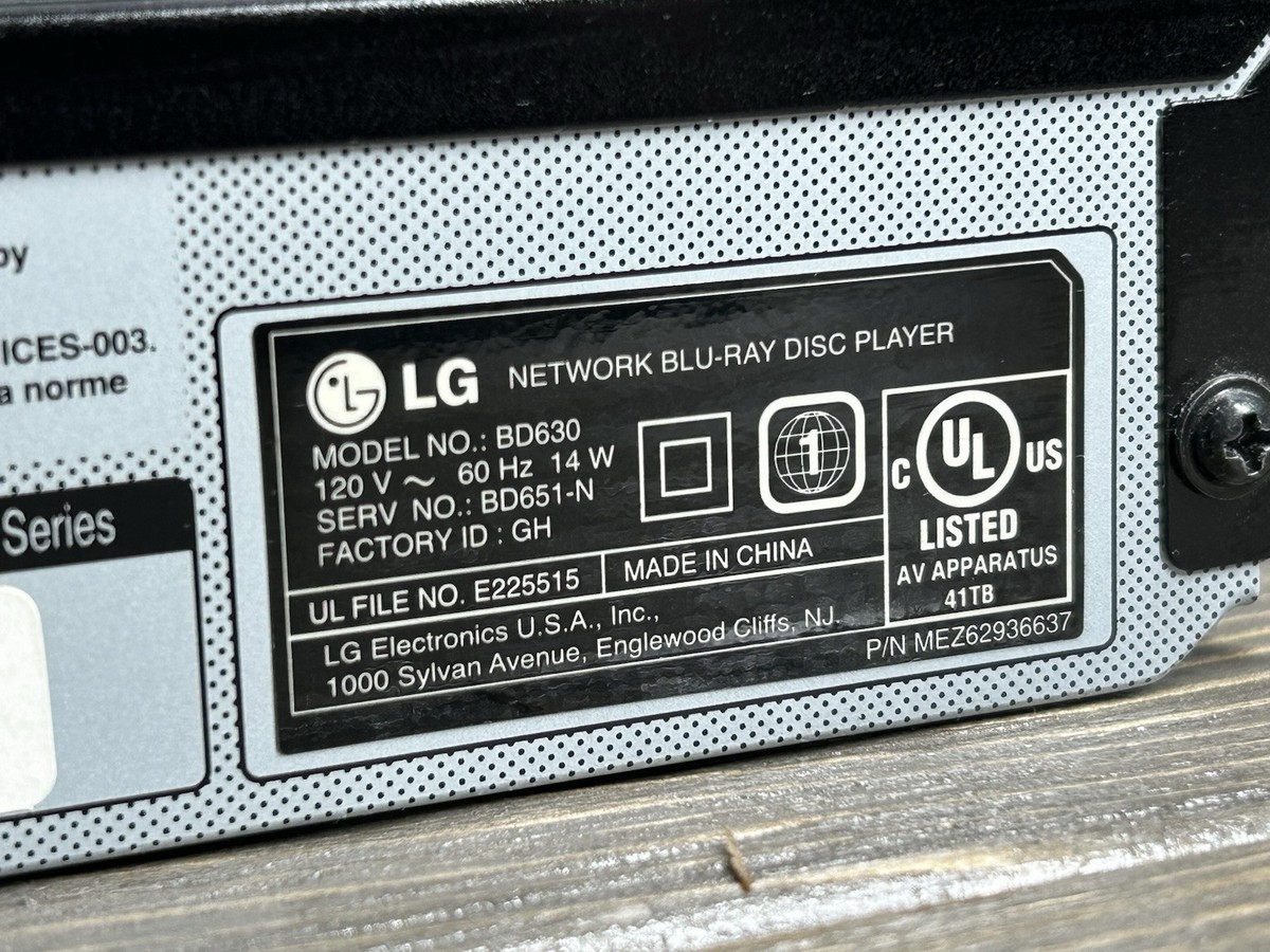 LG BD630 Smart Network Streaming Blu-Ray/DVD Player Netflix No