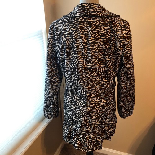 Sandro Animal Print Ruffle Front Jacket Sz XL - Picture 5 of 7