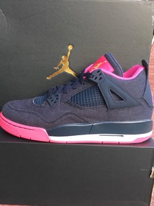retro 4 size 7