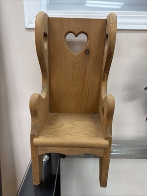 Vintage 19  Wooden Heart Doll/Teddy Bear/Plant Chair Cottage Core