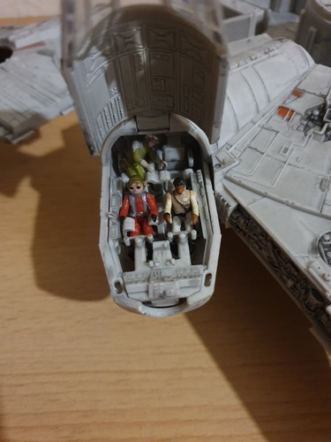 Star Wars Micro Galaxy Squadron Destroy the Death Star Millennium Falcon - Picture 8 of 11