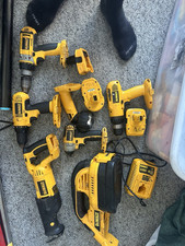 DEWALT 7-Tool Set Drill/Driver, Saw, Flashlight, Impact Driver, 18V Battery