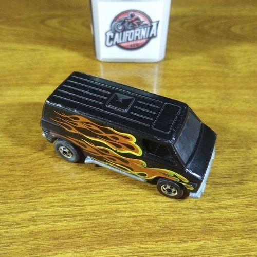 Hot Wheels Flying Colors Super Van Black BW Blackwall Hong Kong Metal Base 1977