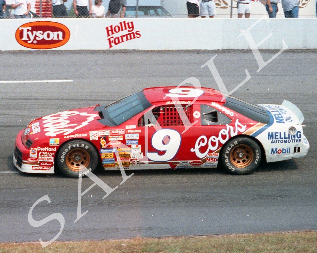 BILL ELLIOTT #9 COORS FORD 1990 NORTH WILKESBORO ON TRACK 8X10