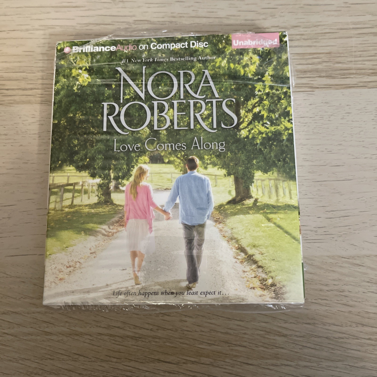 Love Comes Along : The Best Mistake, Local Hero by Nora Roberts (2014,...