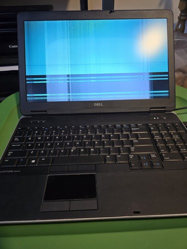 Dell Latitude E6540 i7-4800MQ 2,7GHz Quad Core 15,6 AMD - 8GB RAM Windows 10 Pro - Bild 2 von 18