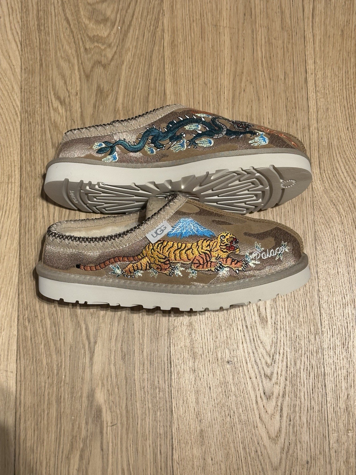 UGG x Palace Tasman Slipper Chestnut Camo Size Uk 10 Brand New In Hand image 7