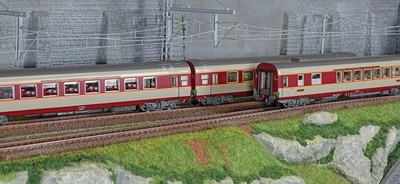 LS Models 40085DC 3er Set Autos Grand Comfort Banner A8tu + A8u + Vru, Liv