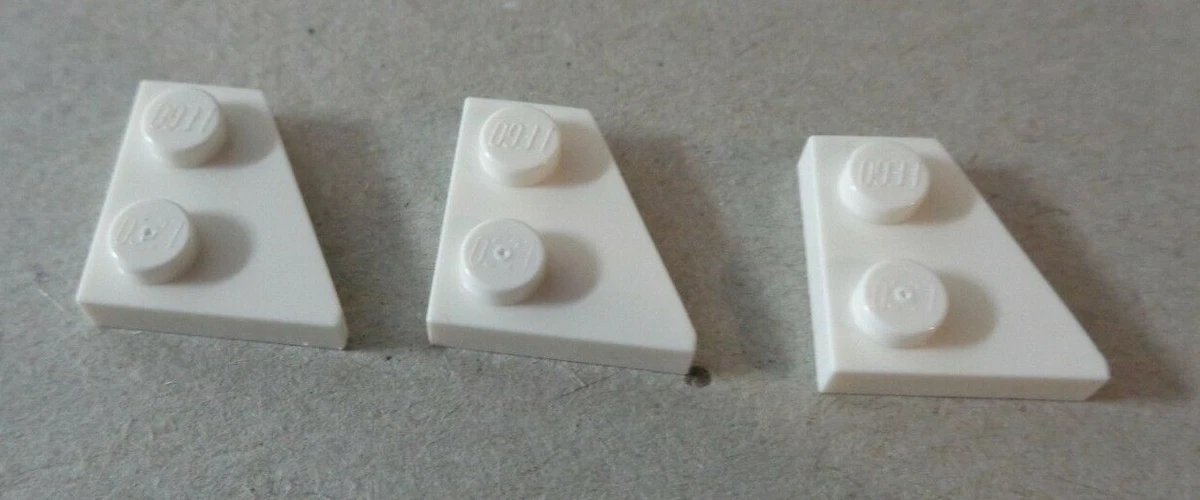 LEGO 24307 6132204 2x2 Right Wedge Plate White x3 Parts Pieces