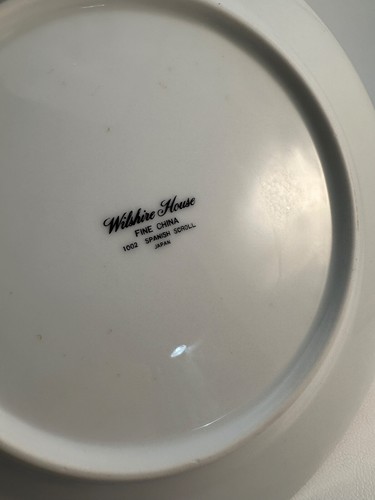 Wilshire House - Spanish Scroll - Salad Dessert Plate - Gold Trim - Set of 6 - Picture 5 of 10