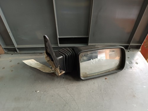 Original Peugeot 205 Außenspiegel Seitenspiegel mechanisch rechts unlackiert