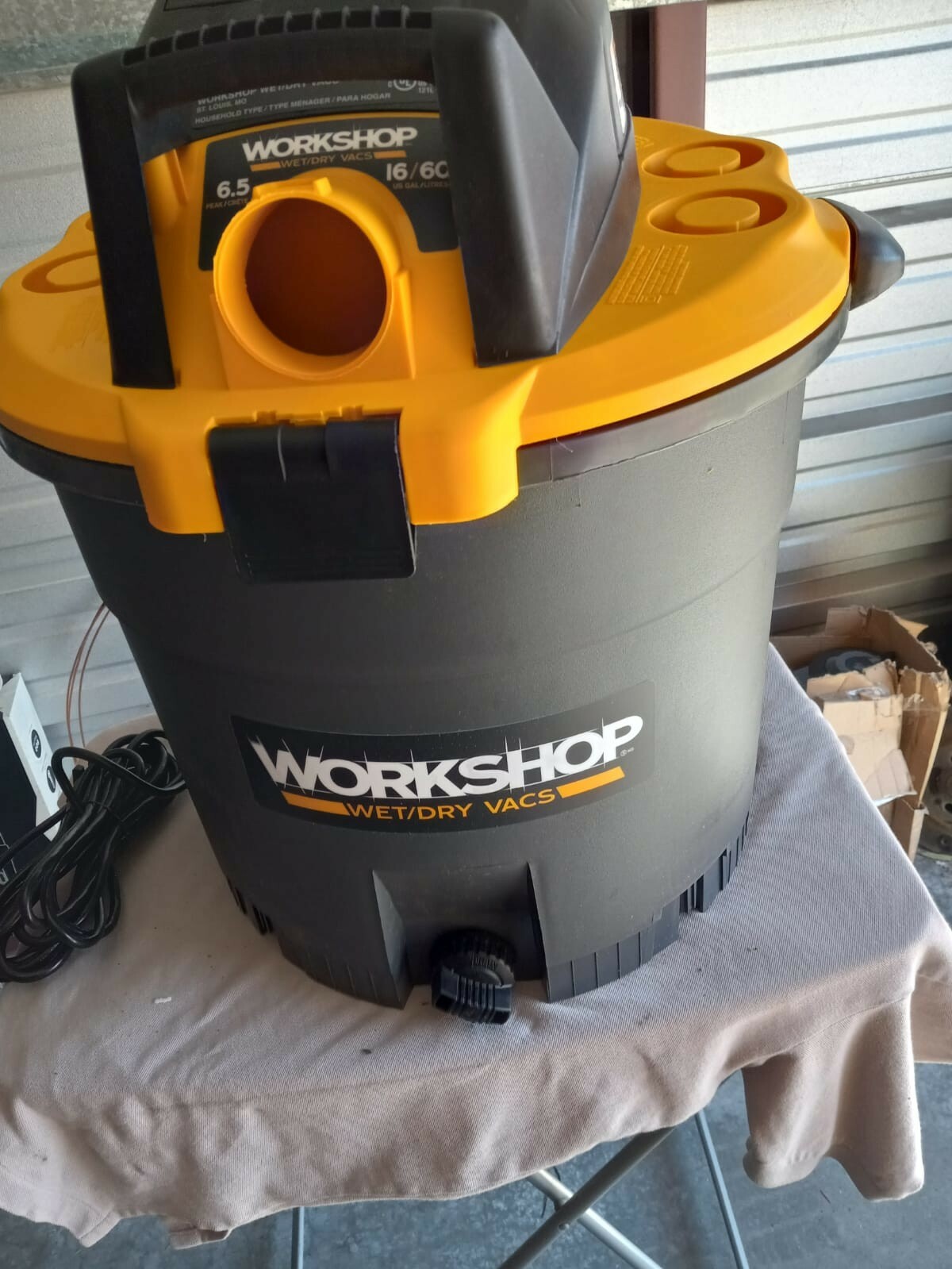 workshop vacuum