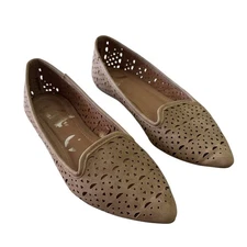 Report Pointed Toe Flats Size 7 Tan Laser Cut Career Work Casual Faux Suede