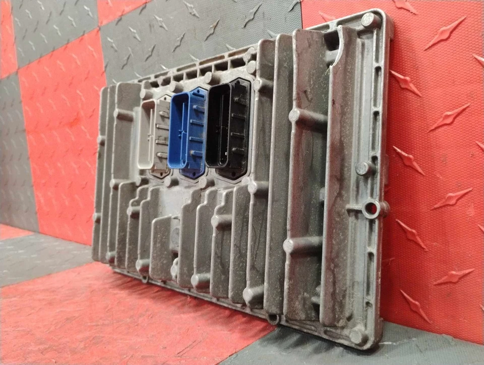 11 Silverado Sierra 2500 ECM Engine Control Module (6.6L Duramax) (OEM 12644941) - Image 3 of 4