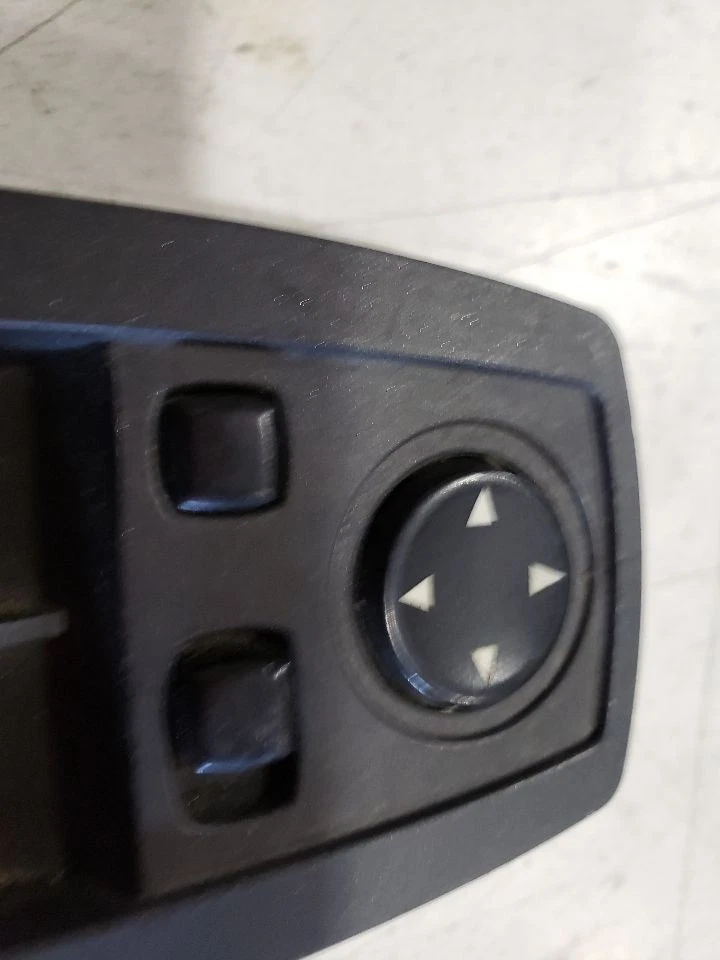 Interruptor de ventana izquierda - BMW X3 E83 2004 Wagon 04-10 OEM 3414355 Foto 4 de 4