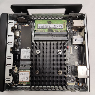 FUJITSU FUTRO S7011 TCS6 THIN CLIENT 8GB RAM 128GB NVME AMD RYZEN